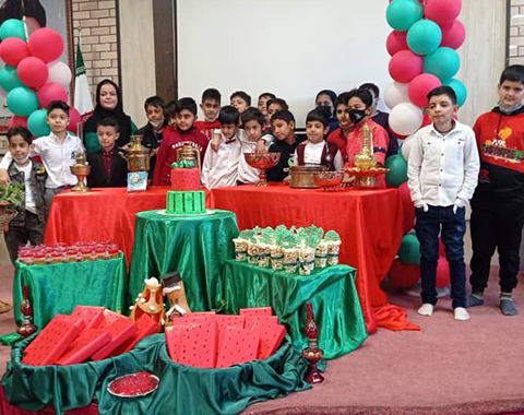 برگزاری جشن یلدا کلاس چهارم خانم محمودی