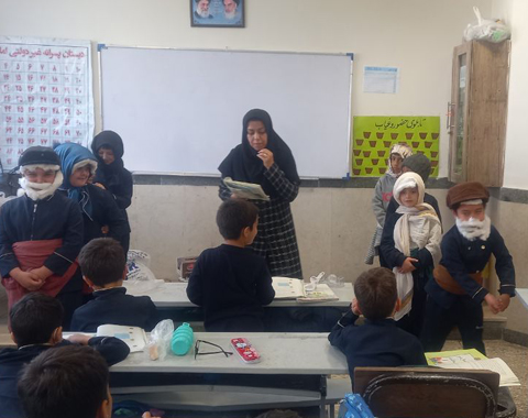 تدریس درس چغندر پر برکت در کلاس خانم تقی زاده