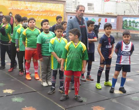 افتتاحیه مسابقات ورزشی درون مدرسه ای در دهه فجر
